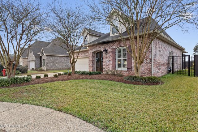 3939 Acadian Village Drive, Ocean Springs, MS 39564