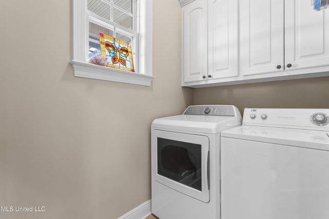 3939 Acadian Village Drive, Ocean Springs, MS 39564