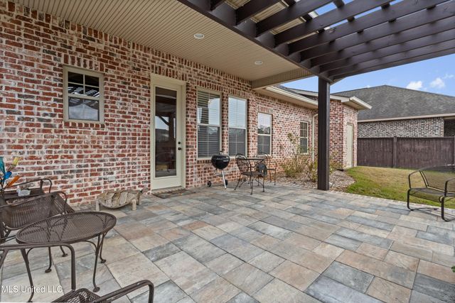 3939 Acadian Village Drive, Ocean Springs, MS 39564