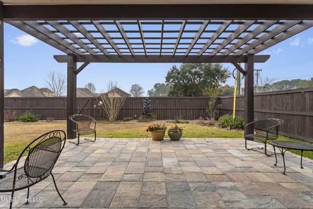 3939 Acadian Village Drive, Ocean Springs, MS 39564