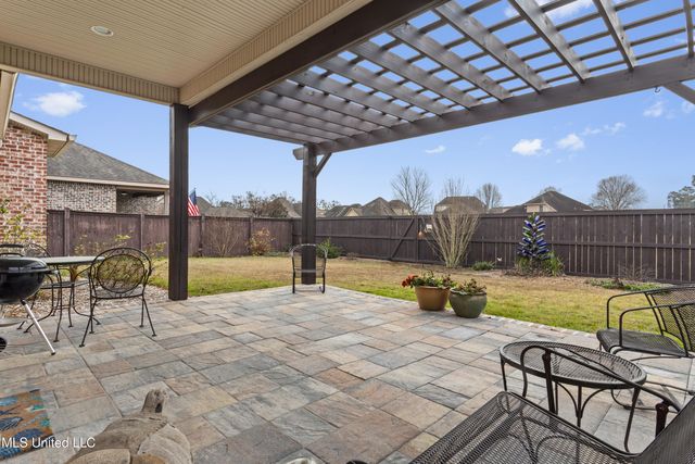 3939 Acadian Village Drive, Ocean Springs, MS 39564