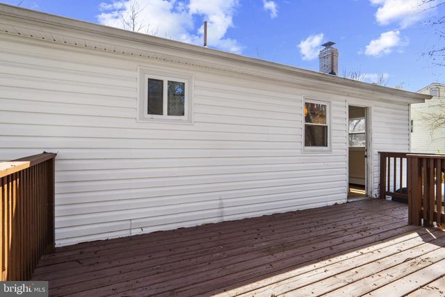 13312 MAPLE LEAF LN, Woodbridge, VA 22191