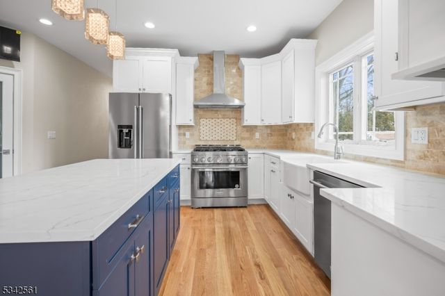 118 Cambridge Rd, Westfield Town, NJ 07090