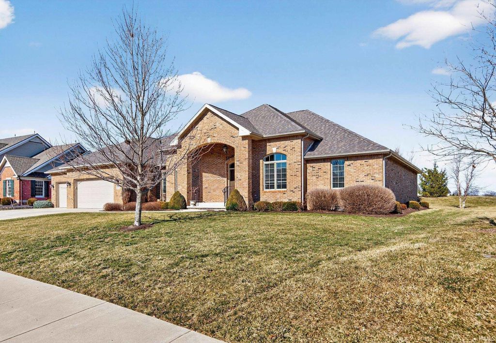 5504 W Sawgrass Way, Muncie, IN 47304