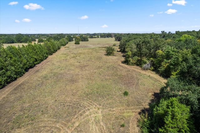 9375 County Road 2403, Tool, TX 75143