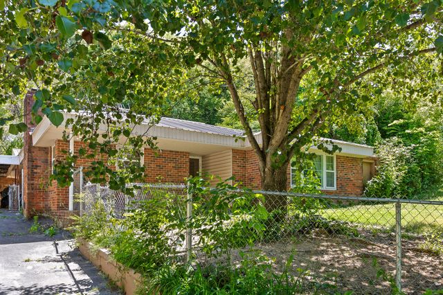 1325 City View Street SE, Cleveland, TN 37311