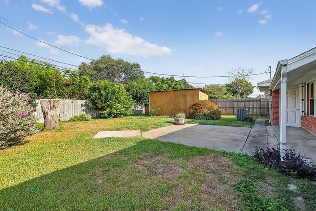 4637 Calvin Dr, Corpus Christi, TX 78411