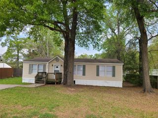 9622 Oak Hill Drive, Willis, TX 77318