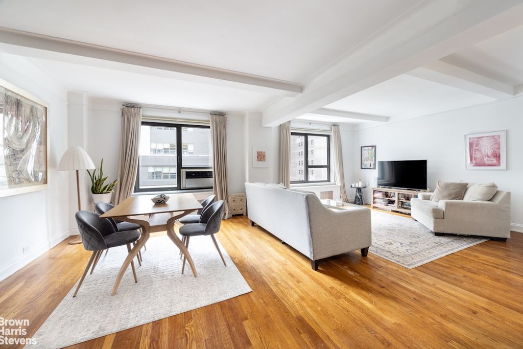 227 E 57th St Apt 8CD, New York City, NY 10022