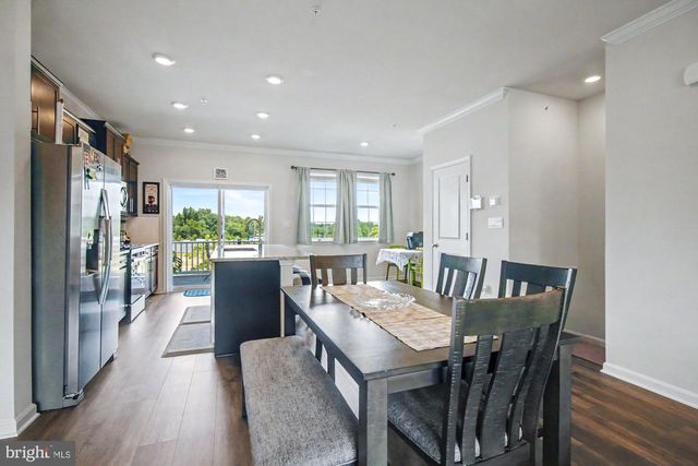 4912 ARCOLA RD, Rosedale, MD 21237