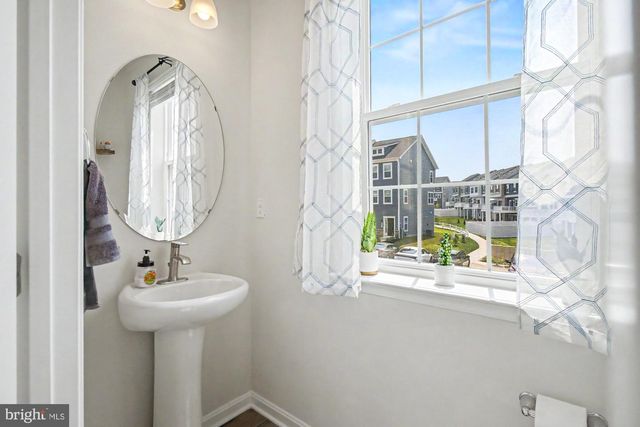 4912 ARCOLA RD, Rosedale, MD 21237