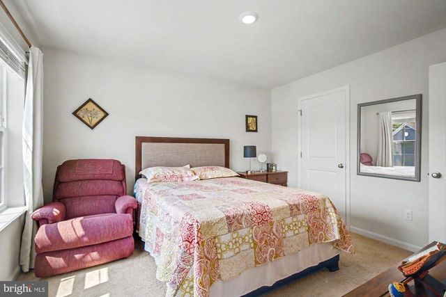 4912 ARCOLA RD, Rosedale, MD 21237
