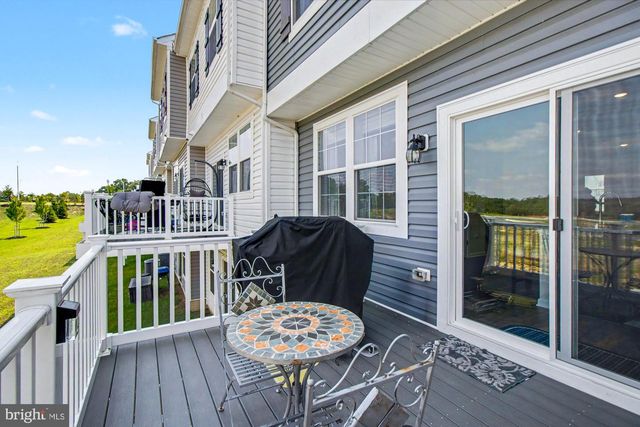 4912 ARCOLA RD, Rosedale, MD 21237