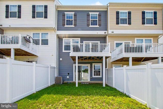 4912 ARCOLA RD, Rosedale, MD 21237