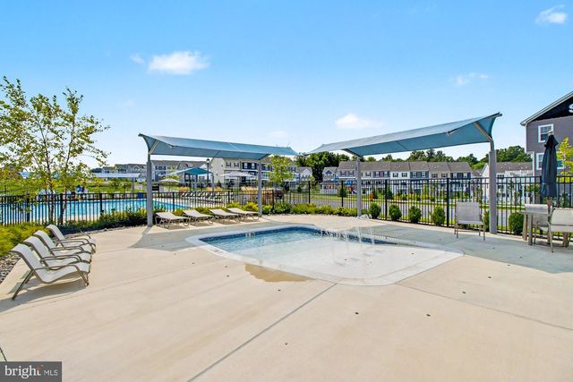 4912 ARCOLA RD, Rosedale, MD 21237