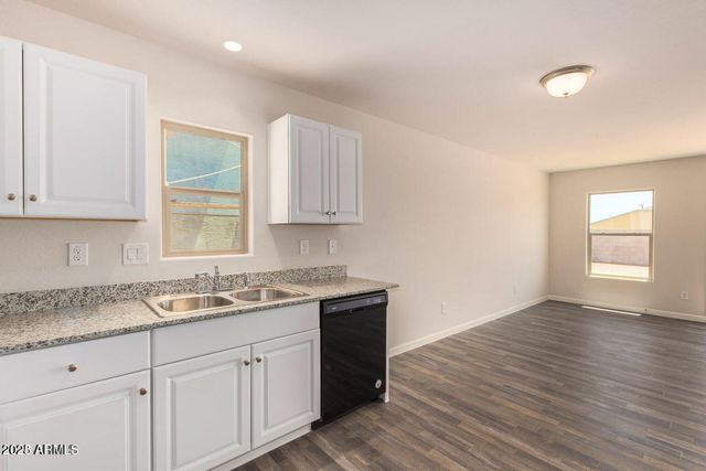 8500 W CORONADO Drive, Arizona City, AZ 85123