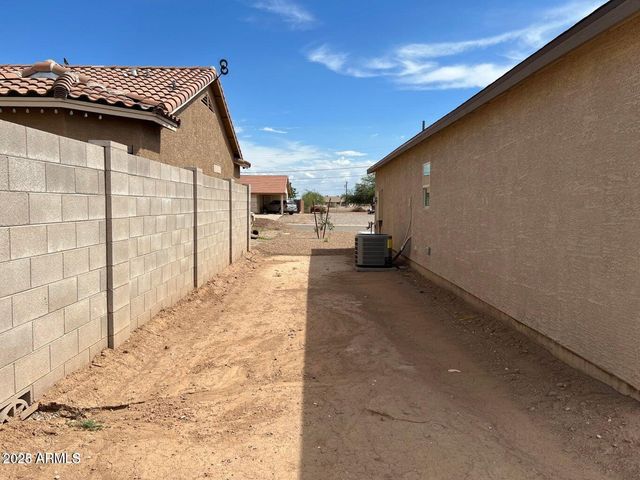 8500 W CORONADO Drive, Arizona City, AZ 85123