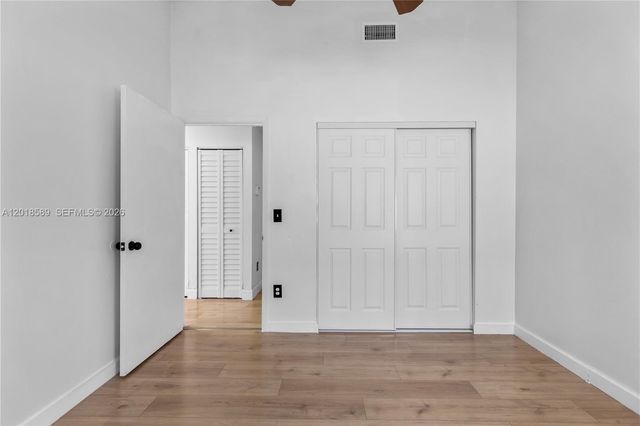 1035 W Jasmine Ln, North Lauderdale, FL 33068