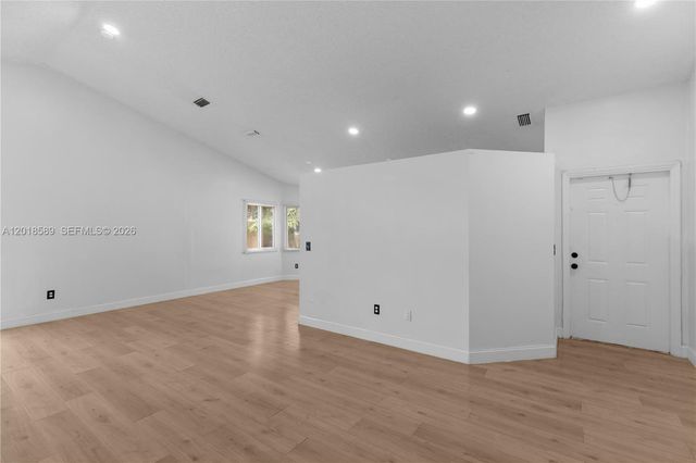 1035 W Jasmine Ln, North Lauderdale, FL 33068