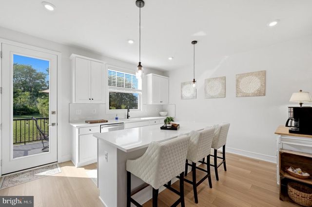 3582 STEPHENSONS HILL LN, Marshall, VA 20115