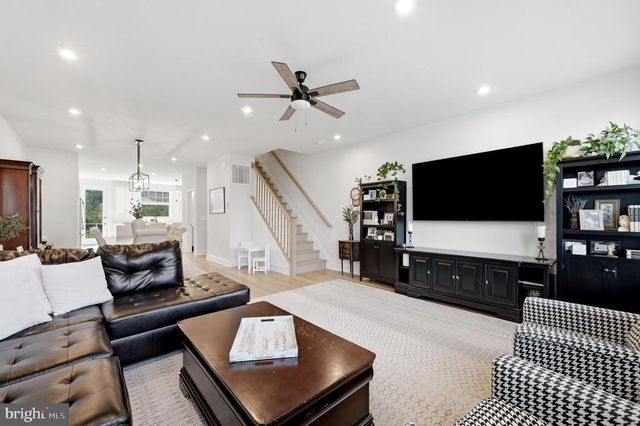 3582 STEPHENSONS HILL LN, Marshall, VA 20115