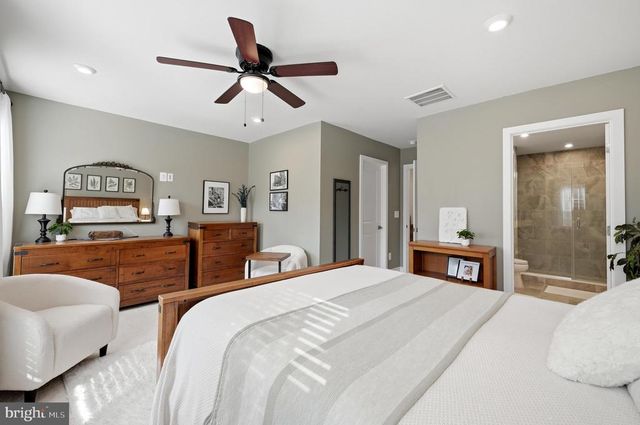 3582 STEPHENSONS HILL LN, Marshall, VA 20115