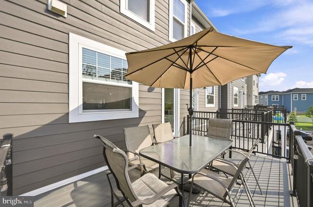 3582 STEPHENSONS HILL LN, Marshall, VA 20115