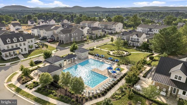 3582 STEPHENSONS HILL LN, Marshall, VA 20115