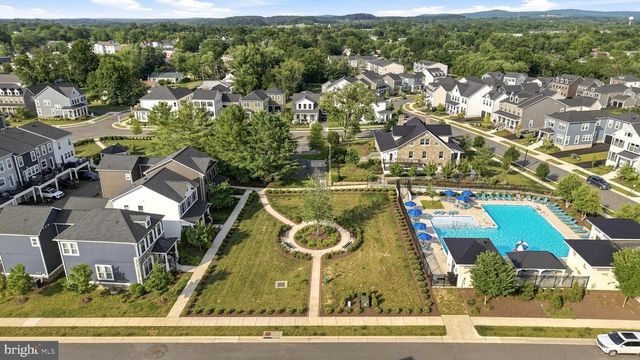 3582 STEPHENSONS HILL LN, Marshall, VA 20115