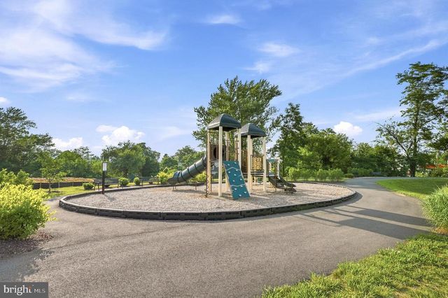 3582 STEPHENSONS HILL LN, Marshall, VA 20115