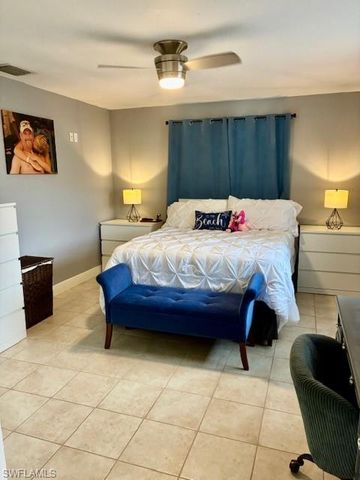 640 27th ST SW, Naples, FL 34117