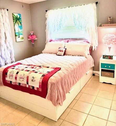 640 27th ST SW, Naples, FL 34117