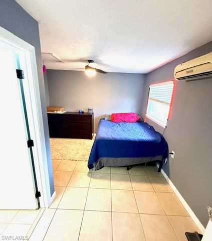 640 27th ST SW, Naples, FL 34117