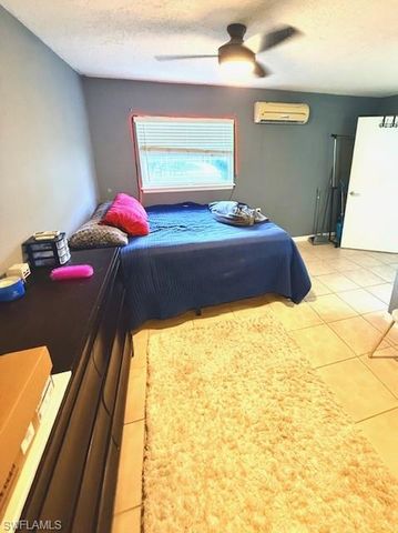 640 27th ST SW, Naples, FL 34117