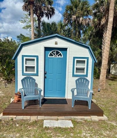 640 27th ST SW, Naples, FL 34117