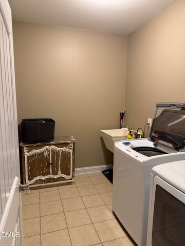 12913 Saxon Way, Raleigh, NC 27613