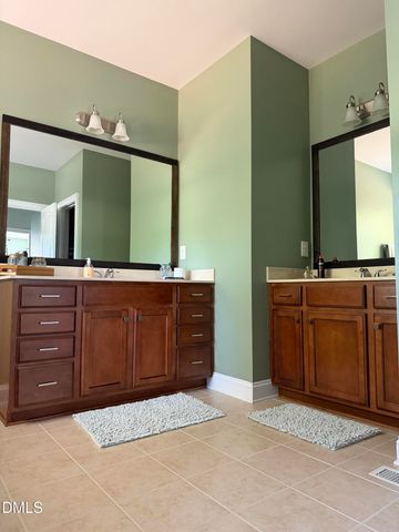 12913 Saxon Way, Raleigh, NC 27613