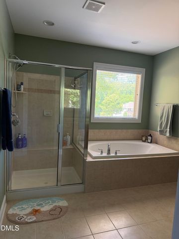 12913 Saxon Way, Raleigh, NC 27613