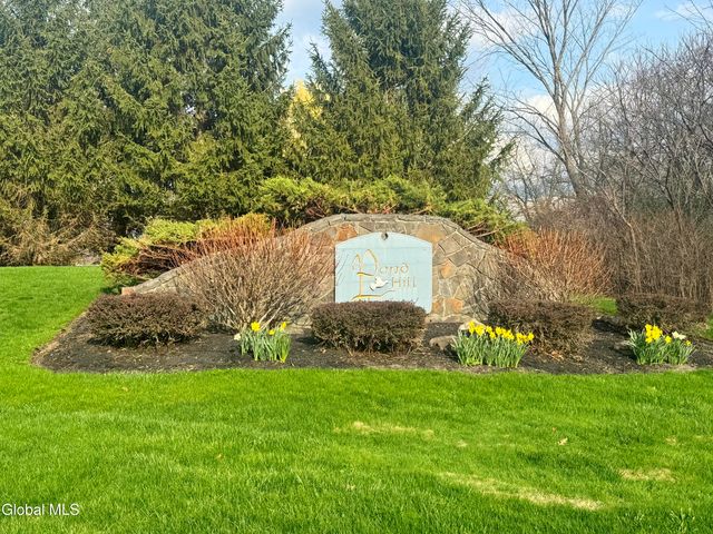 61 Indian Pipe Drive, North Greenbush, NY 12198
