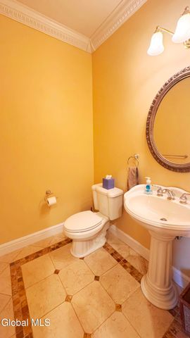 61 Indian Pipe Drive, North Greenbush, NY 12198