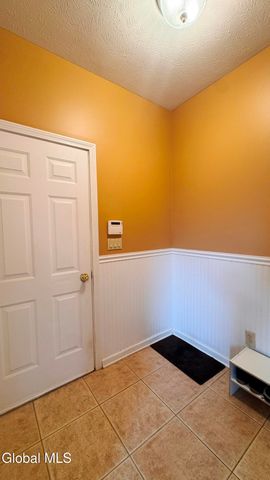 61 Indian Pipe Drive, North Greenbush, NY 12198