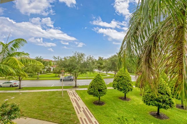 7089 Edison Place, Palm Beach Gardens, FL 33418