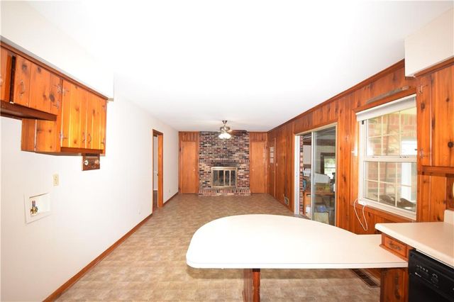 928 Rays Road, Stone Mountain, GA 30083