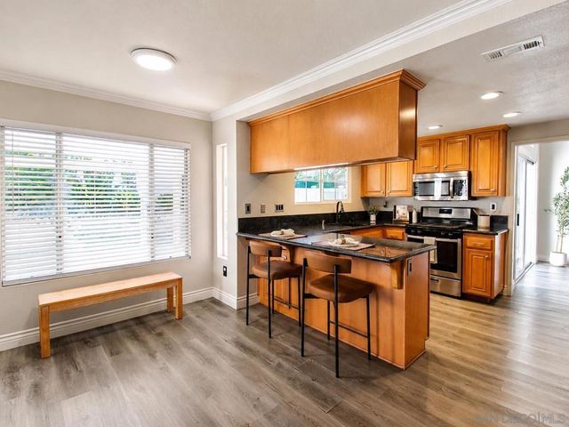 29600 Nightcrest Cir, Temecula, CA 92591
