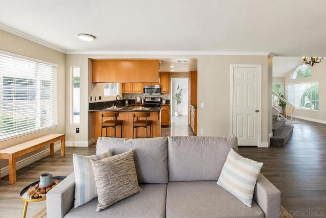 29600 Nightcrest Cir, Temecula, CA 92591