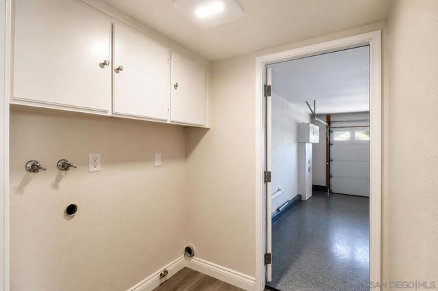 29600 Nightcrest Cir, Temecula, CA 92591