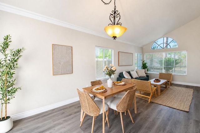 29600 Nightcrest Cir, Temecula, CA 92591