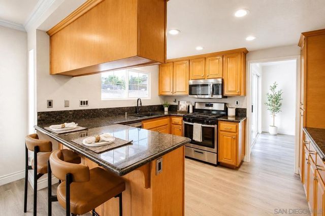 29600 Nightcrest Cir, Temecula, CA 92591