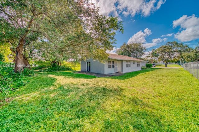 757 NW 95th Terrace 757, Miami, FL 33150