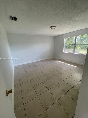 757 NW 95th Terrace 757, Miami, FL 33150